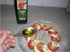 Abbildung vom Rezept »Tomaten-Mozzarella-Salat«